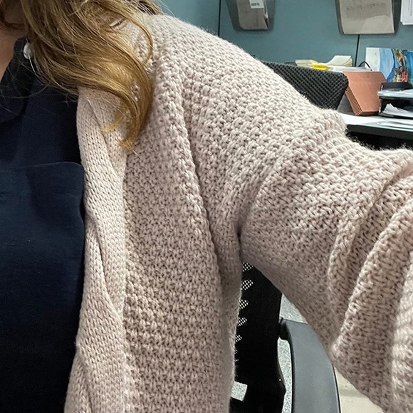 Beautiful Women’s Open Front Long Sleeve Boho Boyfriend Knit Chunky Cardigan. - Picture 3 of 14